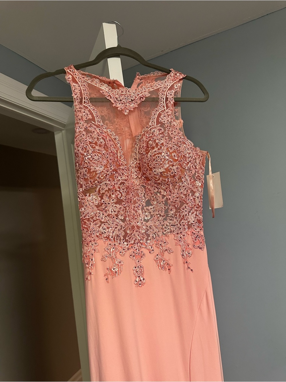 Elegant Embellished Pink Lace Evening Dress